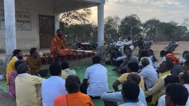 स.लोहारा ब्लॉक के बिरनपुर बावा चौरा में गौप्रतिष्ठा महायज्ञ एवं शिवपुराण कथा की तैयारी तेज, 7 अप्रैल से होगा शुरू, दण्डिस्वामी ज्योतिर्मयानन्द सरस्वती जी ने किया कथा स्थल का निरीक्षण... IMG 20260218 WA0043