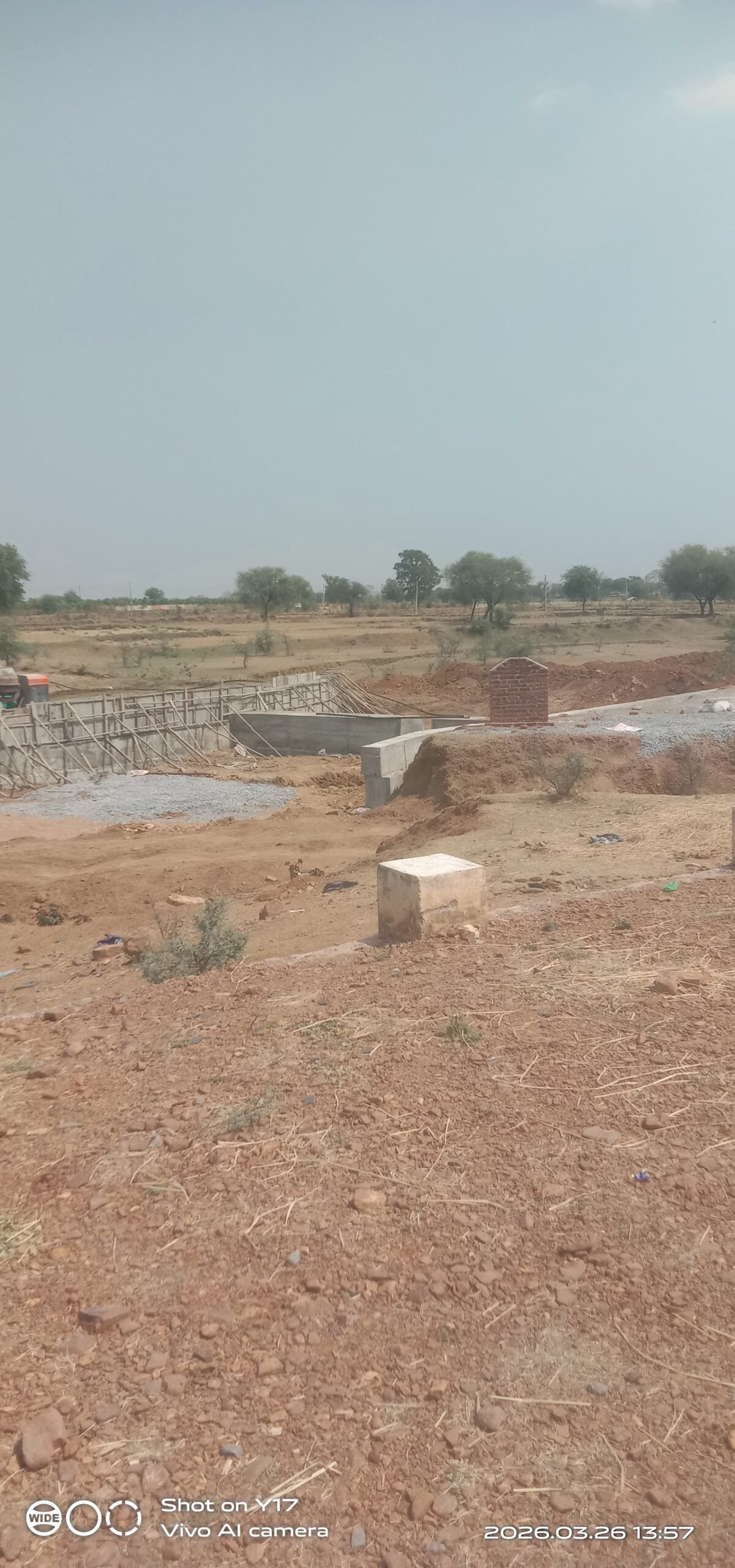 मनरेगा के 18 लाख पर बड़ा सवाल: बड़ौदकला में निर्माणाधीन चेकडेम पर अनियमितताओं के आरोप, जांच तक भुगतान रोकने की मांग IMG 20260330 WA0033 scaled