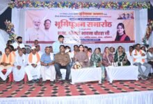 पंडरिया विधानसभा में विधायक भावना बोहरा ने सिंचाई सुविधा के विस्तार और किसानों की समृद्धि के लिए किया 39.38 करोड़ से अधिक के सुतियापाट जलाशय परियोजना का भूमिपूजन IMG 20260412 WA0005